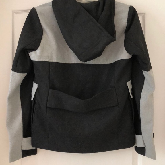 Jacket - Picture 2 of 4